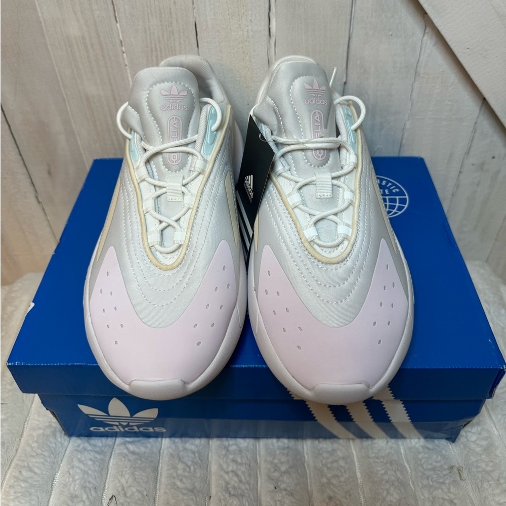 Ozelia J 'White Pastels’ 2023 - Size 6.5W - Picture 2 of 7